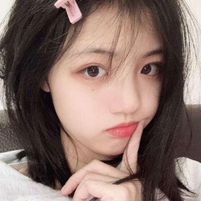 港口的日本姑娘